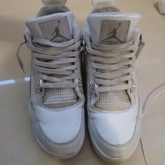 pure money 4s size 7